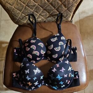 Lot Of 2 PINK Victoria's Secret Wear Everywhere T-Shirt Lightly Lined Bras